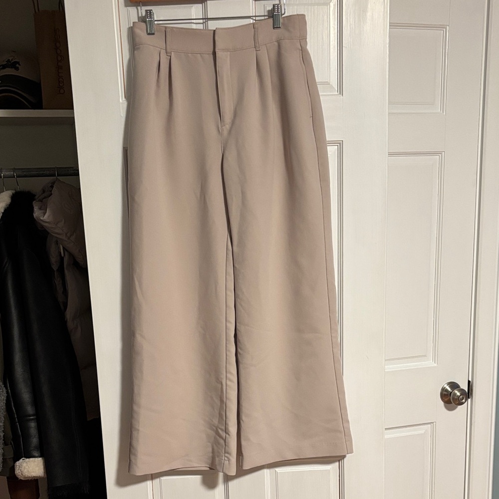 Abercrombie Tan wide leg Dress Pants